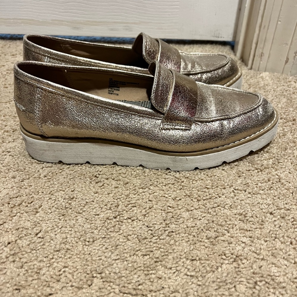 A New Day gold loafers